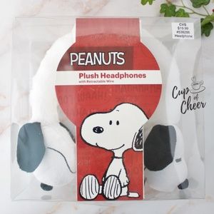 ✨ 2/$30 🐶 Peanuts Plush Headphones